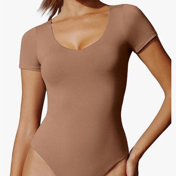 EXPRESS CONTOUR COMPRESSION V-NECK SHORT SLEEVE BODYSUIT - Picture 1 of 3
